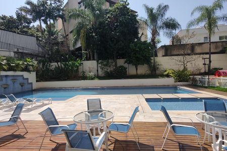 Apartamento à venda com 91m², 3 quartos e 1 vaga Apartamento à venda com 91m², 3 quartos e 1 vagaÁrea comum - Piscina