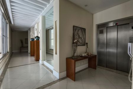 Apartamento à venda com 91m², 3 quartos e 1 vaga Apartamento à venda com 91m², 3 quartos e 1 vagaHall de entrada