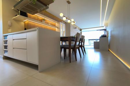 Apartamento à venda com 91m², 3 quartos e 1 vaga Apartamento à venda com 91m², 3 quartos e 1 vagaSala/Cozinha