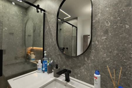 Apartamento à venda com 91m², 3 quartos e 1 vaga Apartamento à venda com 91m², 3 quartos e 1 vagaBanheiro Social