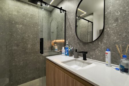 Apartamento à venda com 91m², 3 quartos e 1 vaga Apartamento à venda com 91m², 3 quartos e 1 vagaBanheiro Social