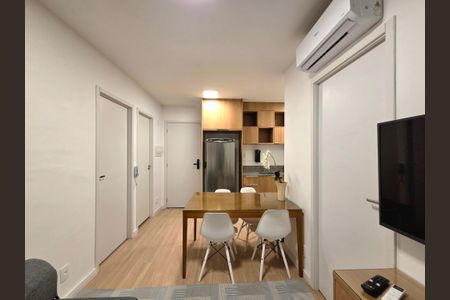 Sala de apartamento para alugar com 2 quartos, 36m² em Moema, São Paulo
