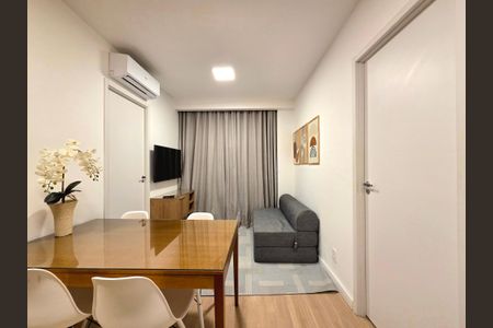 Sala de apartamento para alugar com 2 quartos, 36m² em Moema, São Paulo