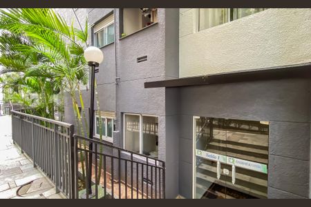 Apartamento à venda com 47m², 2 quartos e sem vagaÁrea comum