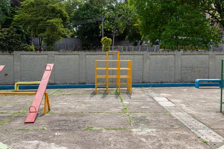 Apartamento para alugar com 55m², 3 quartos e 1 vagaÁrea comum