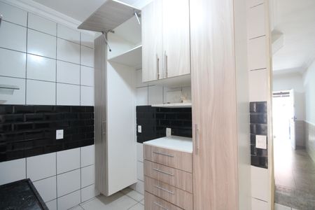 Casa de condomínio à venda com 100m², 2 quartos e sem vagaCozinha