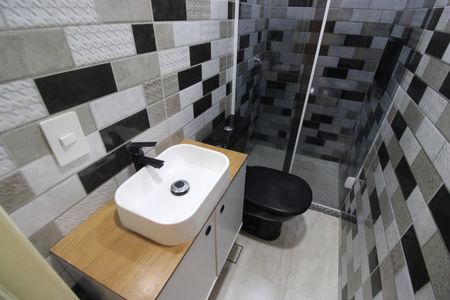 Casa de condomínio à venda com 100m², 2 quartos e sem vagaBanheiro