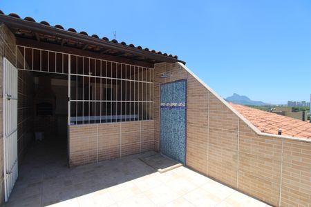 Casa de condomínio à venda com 100m², 2 quartos e sem vagaTerraço