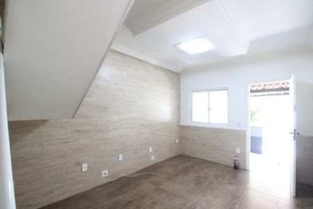 Sala de casa de condomínio para alugar com 2 quartos, 100m² em Curicica, Rio de Janeiro