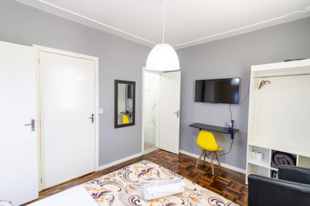 Sala/Quarto de kitnet/studio à venda com 1 quarto, 23m² em Cidade Baixa, Porto Alegre