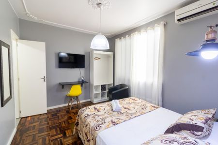 Sala/Quarto de kitnet/studio à venda com 1 quarto, 23m² em Cidade Baixa, Porto Alegre