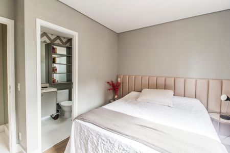Apartamento à venda com 92m², 3 quartos e 2 vagasSuíte