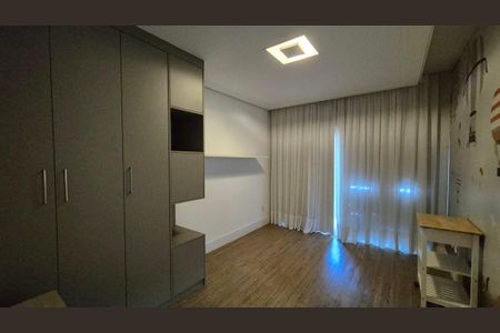 Casa de condomínio para alugar com 389m², 4 quartos e 6 vagas Casa de condomínio para alugar com 389m², 4 quartos e 6 vagasQuarto 2 - Suíte