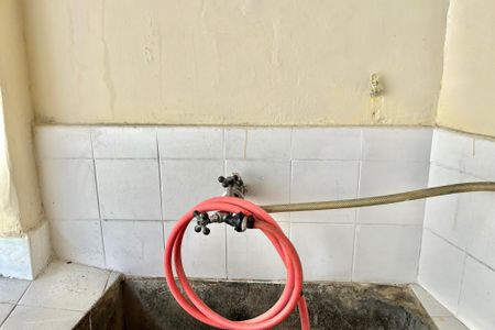 Casa à venda com 112m², 2 quartos e 1 vagaÁrea de Serviço