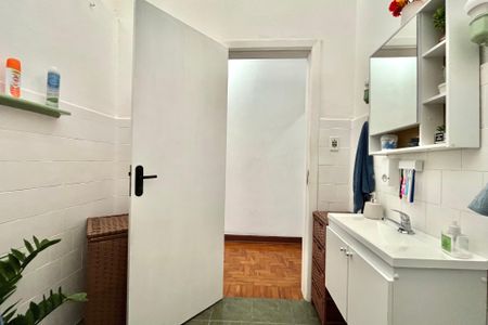 Casa à venda com 112m², 2 quartos e 1 vagaBanheiro