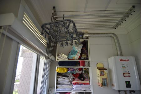 Apartamento à venda com 70m², 2 quartos e 1 vagaÁrea de Serviço