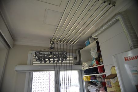 Apartamento à venda com 70m², 2 quartos e 1 vagaÁrea de Serviço