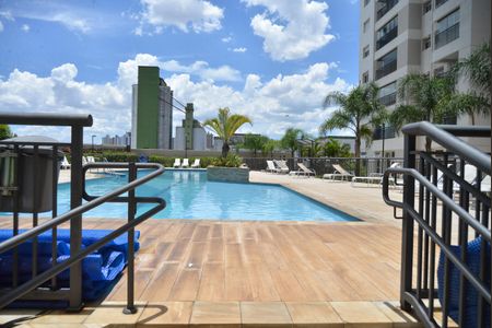 Apartamento à venda com 70m², 2 quartos e 1 vagaÁrea comum - Piscina