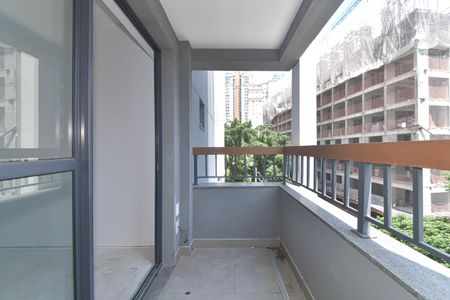 Apartamento à venda com 28m², 1 quarto e sem vaga