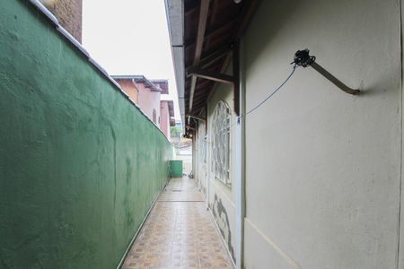 Casa para alugar com 120m², 3 quartos e 2 vagasCorredor