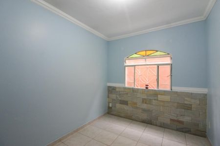Casa para alugar com 120m², 3 quartos e 2 vagasQuarto 1