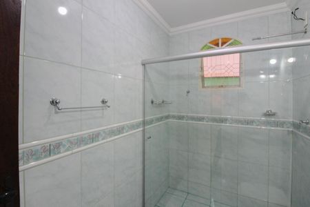 Casa para alugar com 120m², 3 quartos e 2 vagasBanheiro Social