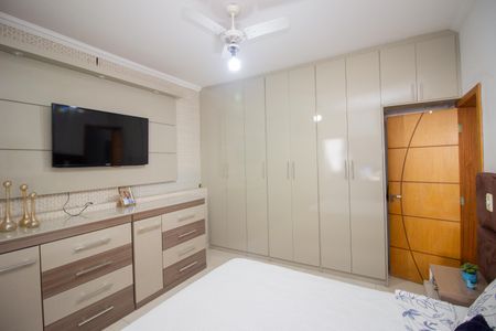 Casa para alugar com 410m², 6 quartos e 10 vagasQuarto 4