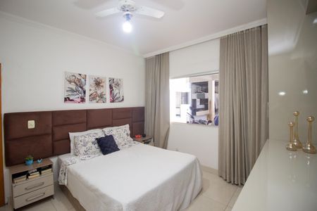 Casa para alugar com 410m², 6 quartos e 10 vagasQuarto 4