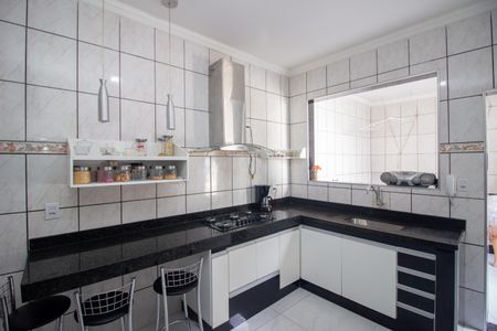 Casa para alugar com 410m², 6 quartos e 10 vagasCozinha