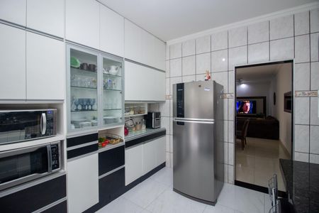 Casa para alugar com 410m², 6 quartos e 10 vagasCozinha