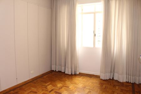 Apartamento para alugar com 3 quartos, 218m² em Cerqueira César, São Paulo