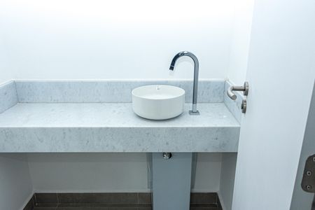 Apartamento à venda com 121m², 3 quartos e 2 vagas Apartamento à venda com 121m², 3 quartos e 2 vagasLavabo