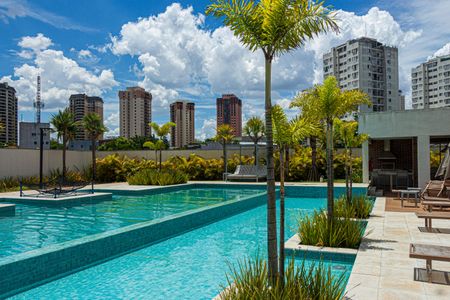 Apartamento à venda com 121m², 3 quartos e 2 vagas Apartamento à venda com 121m², 3 quartos e 2 vagasÁrea comum - Piscina