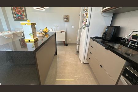 Apartamento à venda com 87m², 2 quartos e 2 vagasCozinha