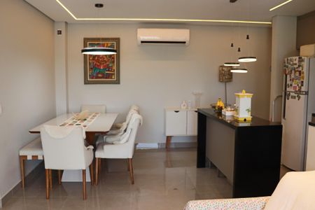 Apartamento à venda com 87m², 2 quartos e 2 vagasSala