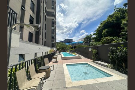 Apartamento à venda com 87m², 2 quartos e 2 vagasÁrea comum - Piscina