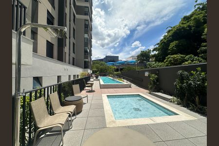 Apartamento à venda com 87m², 2 quartos e 2 vagasÁrea comum - Piscina