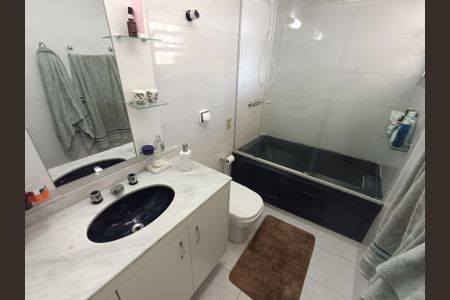 Apartamento à venda com 68m², 3 quartos e 1 vagaBanheiro Social