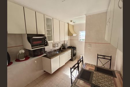 Apartamento à venda com 68m², 3 quartos e 1 vagaCozinha