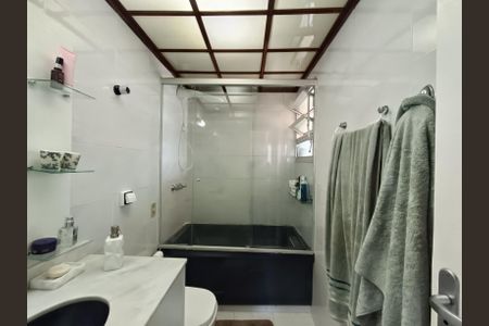 Apartamento à venda com 68m², 3 quartos e 1 vagaBanheiro Social