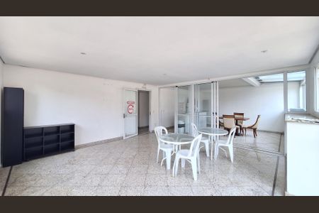 Apartamento para alugar com 139m², 4 quartos e 4 vagasÁrea comum - Salão de festas