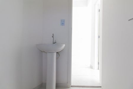 Apartamento para alugar com 36m², 2 quartos e sem vaga Apartamento para alugar com 36m², 2 quartos e sem vagaBanheiro