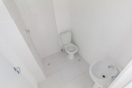 Apartamento para alugar com 36m², 2 quartos e sem vaga Apartamento para alugar com 36m², 2 quartos e sem vagaBanheiro