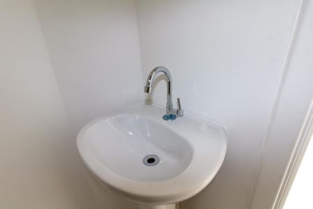 Apartamento para alugar com 36m², 2 quartos e sem vaga Apartamento para alugar com 36m², 2 quartos e sem vagaBanheiro