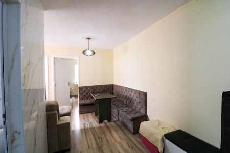 Sala de apartamento à venda com 2 quartos, 46m² em Jardim São Luís, São Paulo