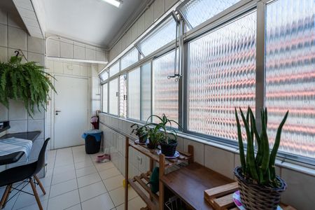 Apartamento para alugar com 122m², 3 quartos e 1 vagaÁrea de serviço