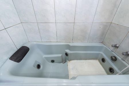 Apartamento para alugar com 122m², 3 quartos e 1 vagaBanheira