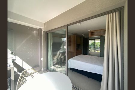 Studio para alugar com 30m², 1 quarto e sem vaga Studio para alugar com 30m², 1 quarto e sem vagaVaranda