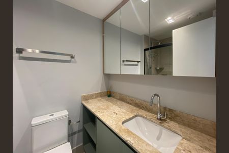 Studio para alugar com 30m², 1 quarto e sem vaga Studio para alugar com 30m², 1 quarto e sem vagaBanheiro