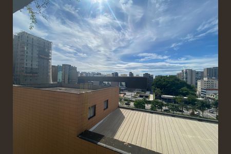 Studio para alugar com 30m², 1 quarto e sem vaga Studio para alugar com 30m², 1 quarto e sem vagaVaranda